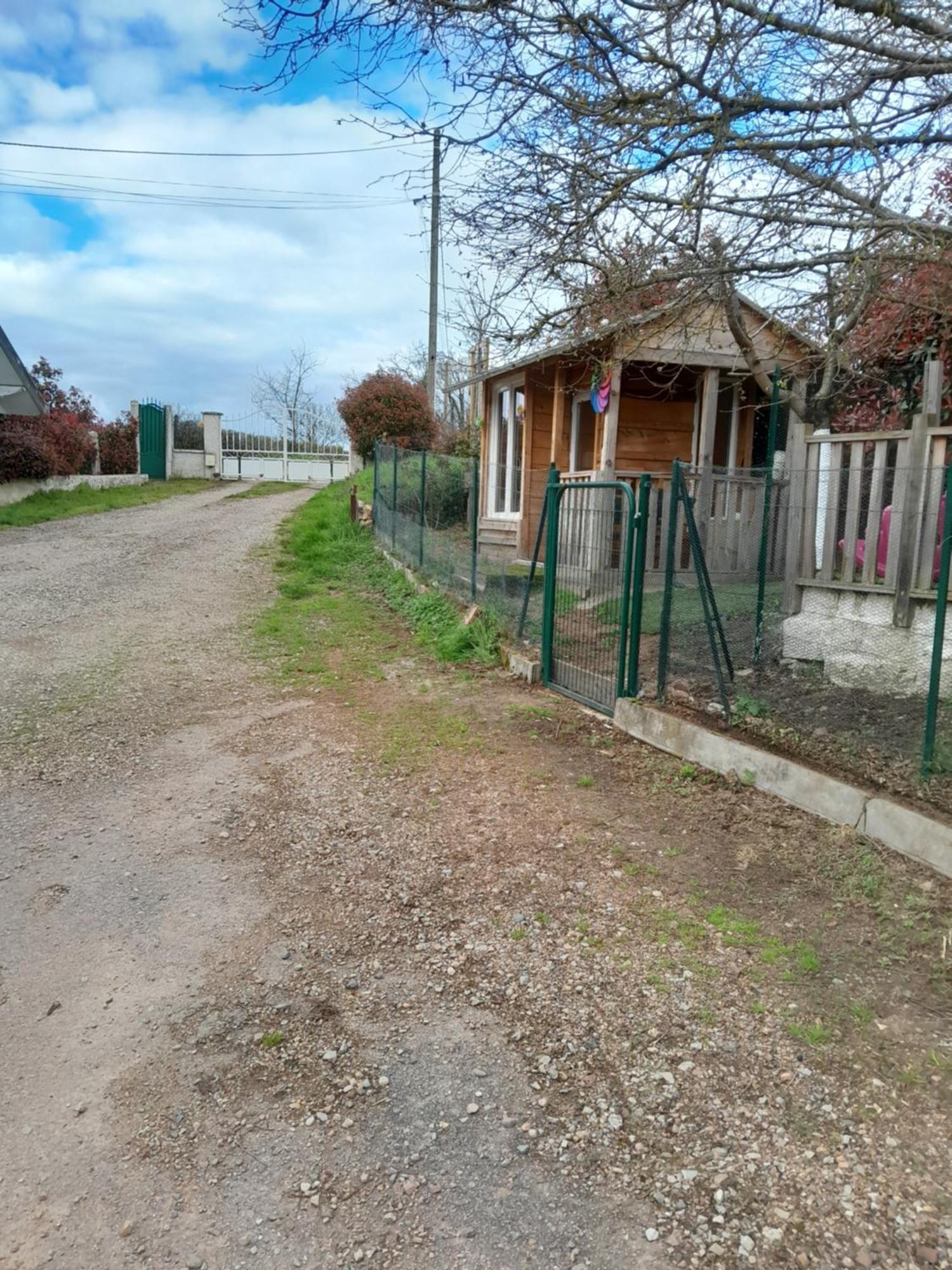 Chambres D Hotes Au P'Tit Bonheur Campagnard Jarnosse Exterior foto
